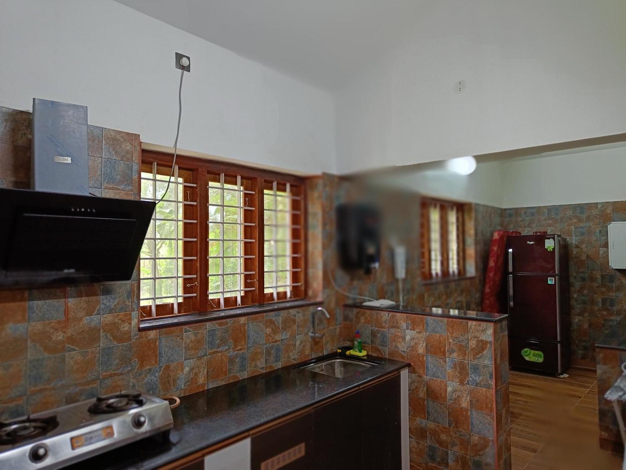 Anandam Stays - Premium 3Bhk Plush Homestay, Vaikom Near Kumarakom エクステリア 写真
